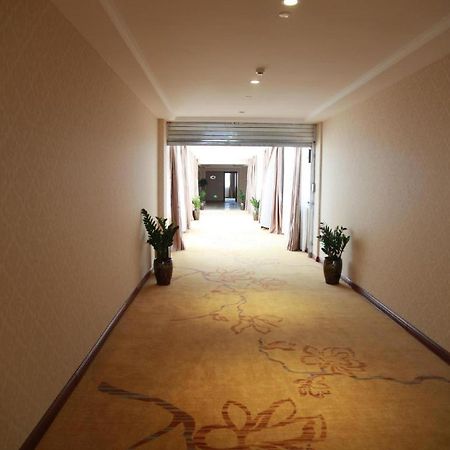 Vienna Hotel Shanghai Pudong Airport Extérieur photo
