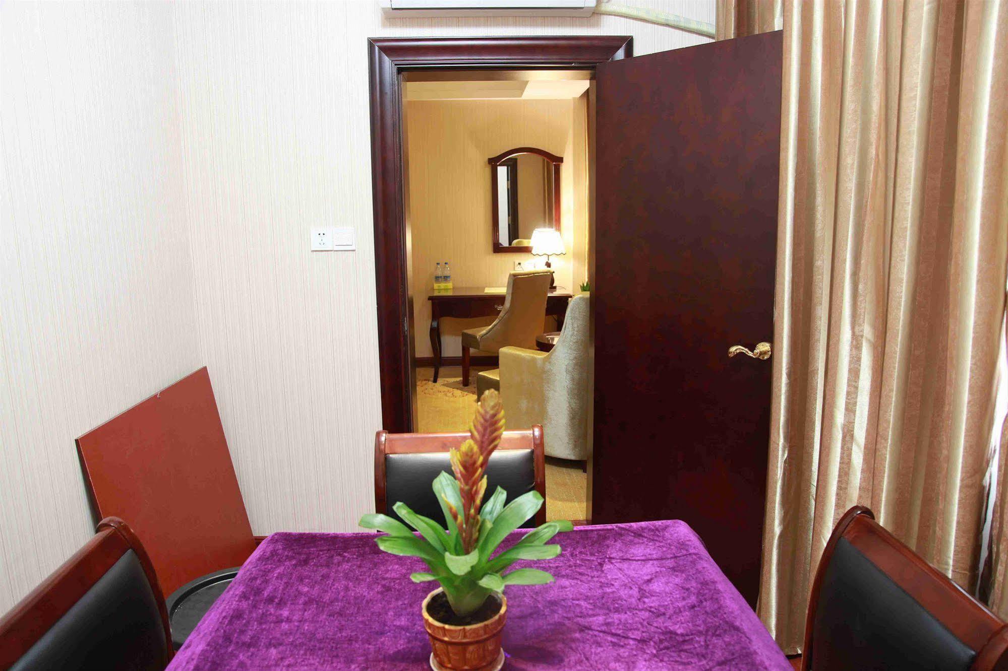 Vienna Hotel Shanghai Pudong Airport Extérieur photo