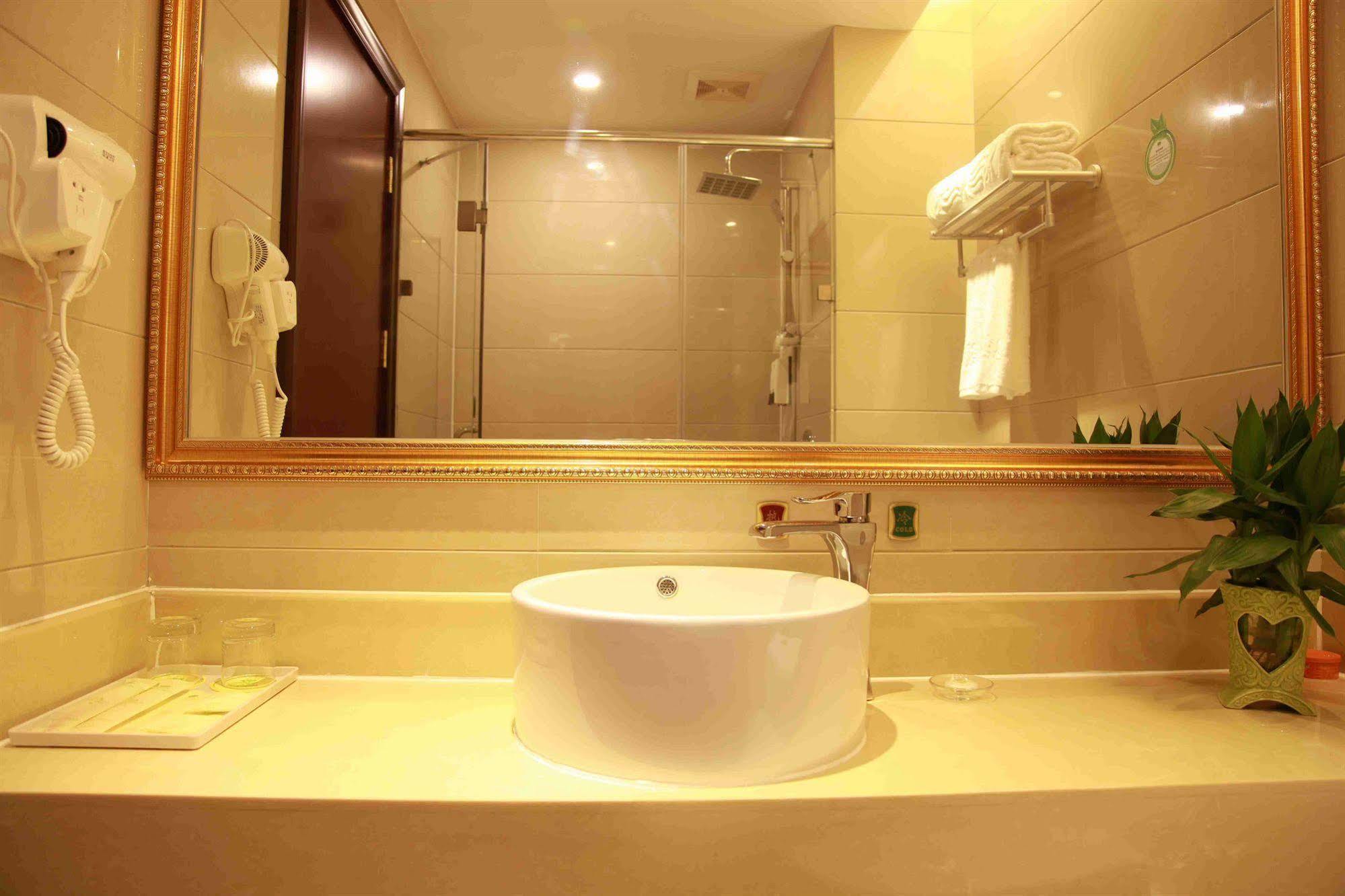 Vienna Hotel Shanghai Pudong Airport Extérieur photo