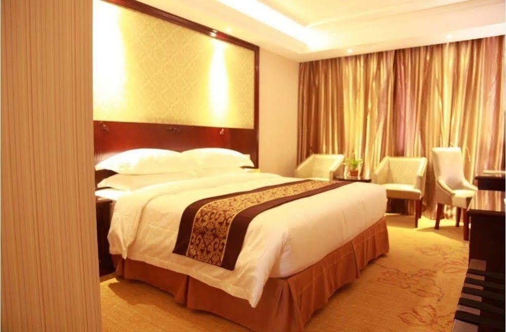 Vienna Hotel Shanghai Pudong Airport Extérieur photo